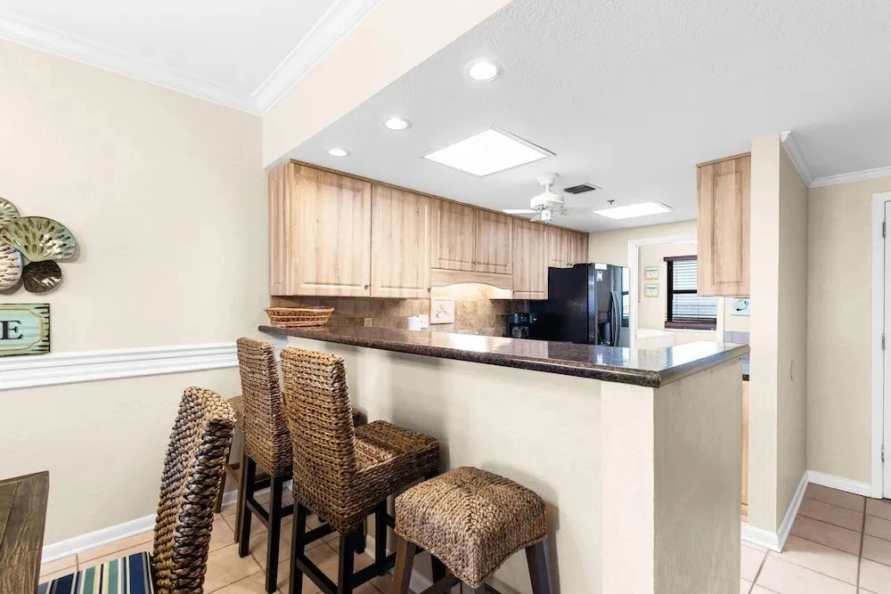 Navarre Towers 1202 - The Penthouse Pearl