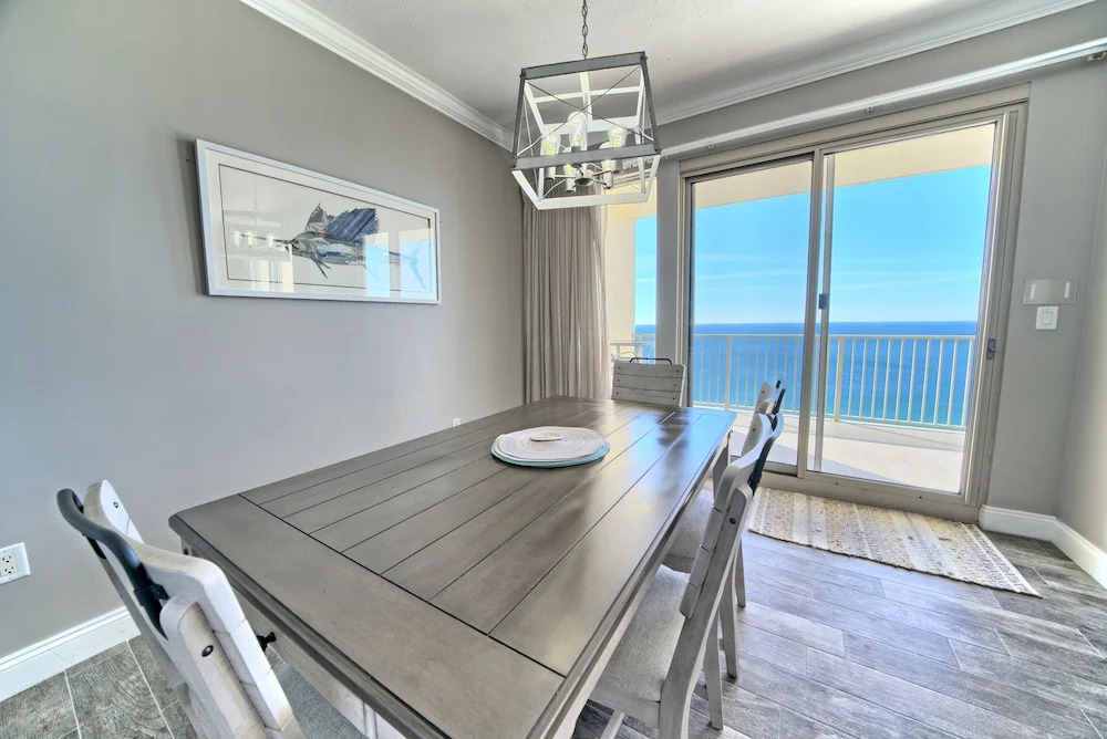 Unit 2304 2 Bedroom Condo by RedAwning