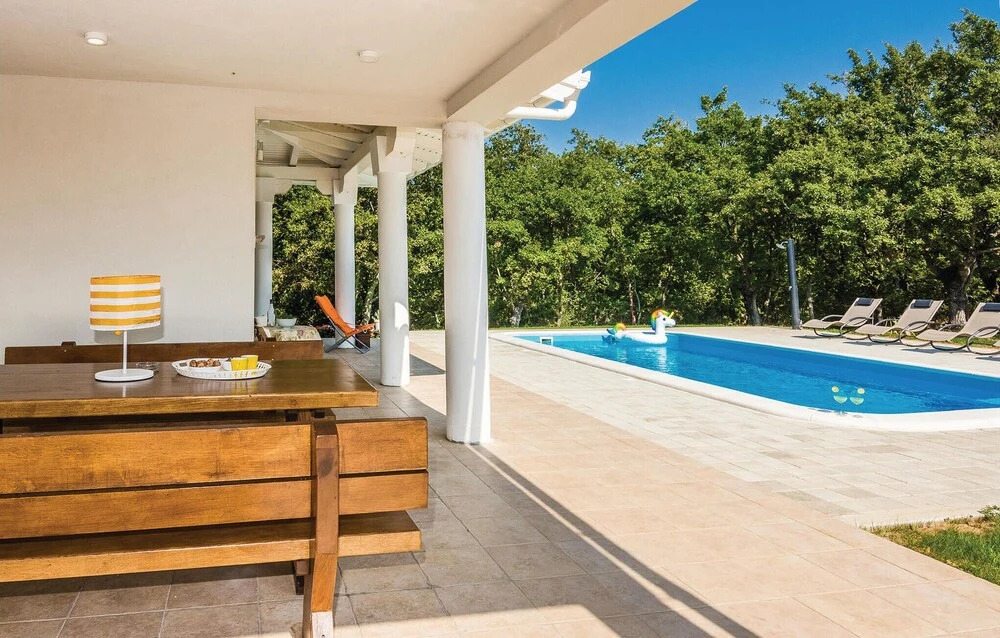 Luxurious Home In Poljica