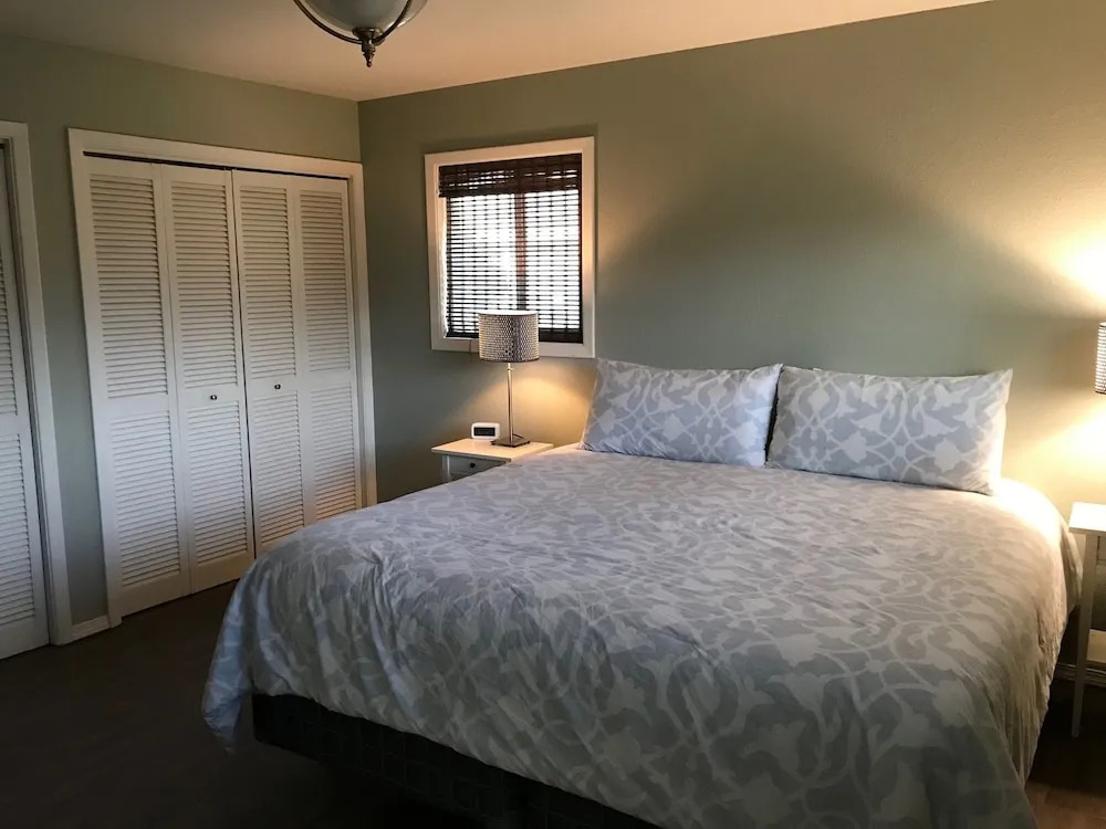 Necanicum West 3 Bedrooms 2.5 Bathrooms Home