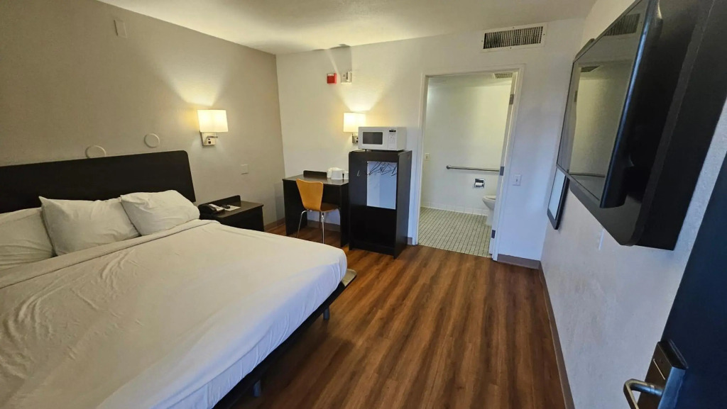 Motel 6 Blythe, CA