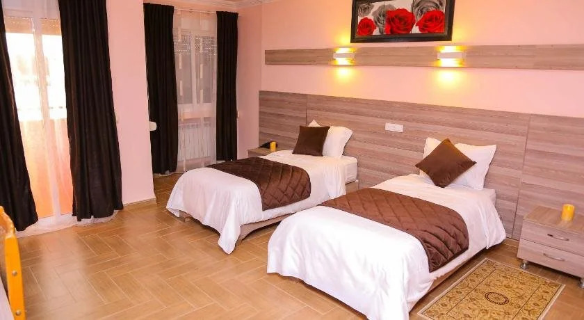 L'Escale Hotel