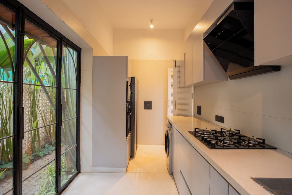 ELIVAAS Bogenvilla Luxe 3 BHK Villa