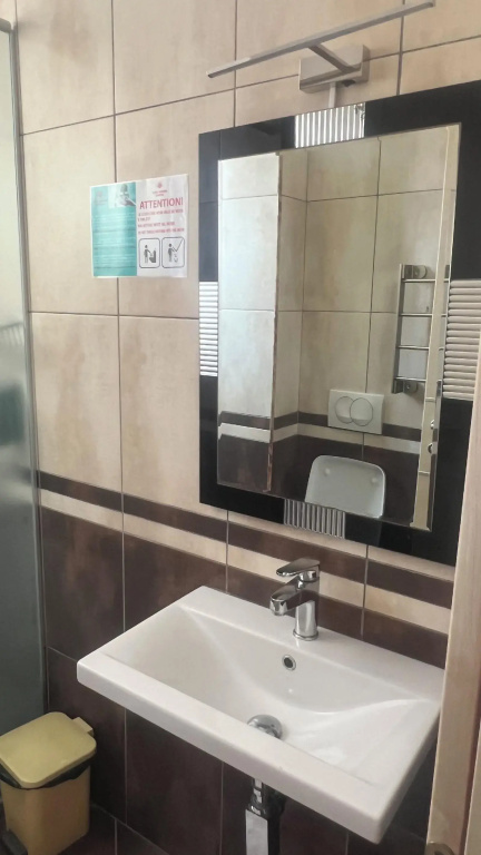 Sunrise Hotel Cameria