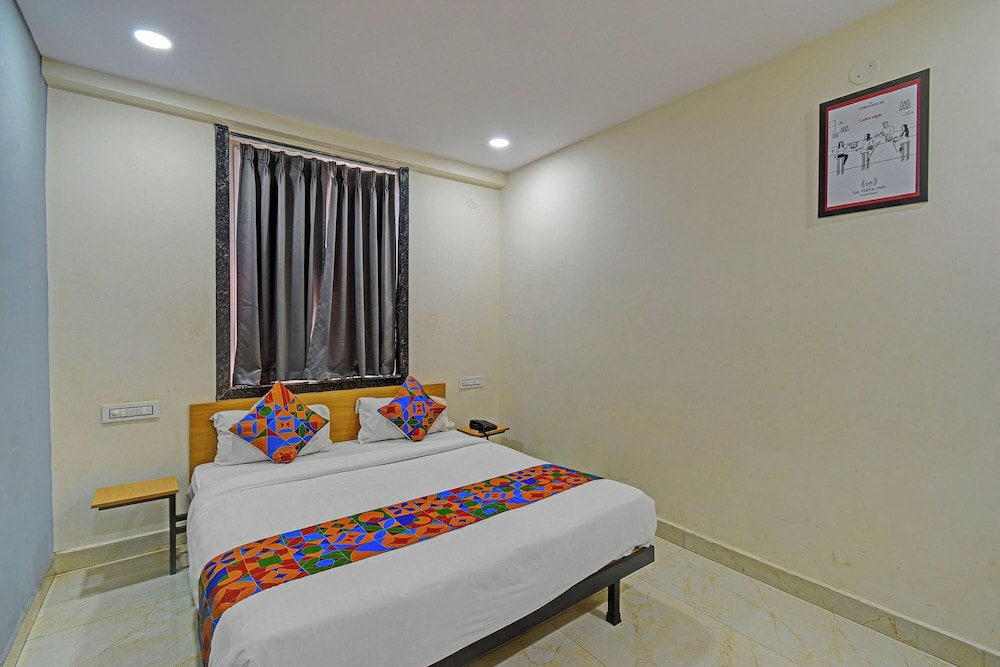 Fabhotel La Vista Inn Grand