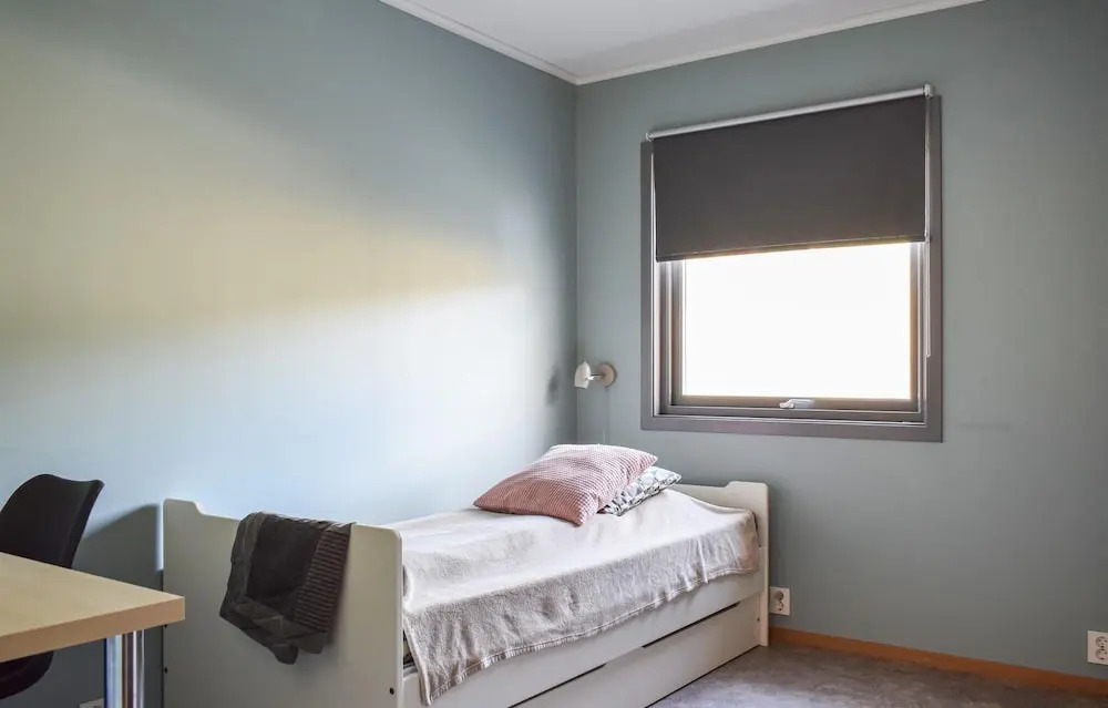 Beautiful Home in Hebnes With 5 Bedrooms and Wifi