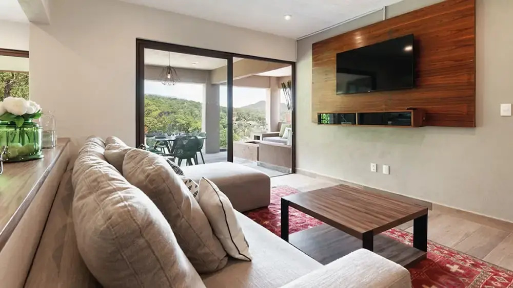 Hermosa Villa Vista al Lago