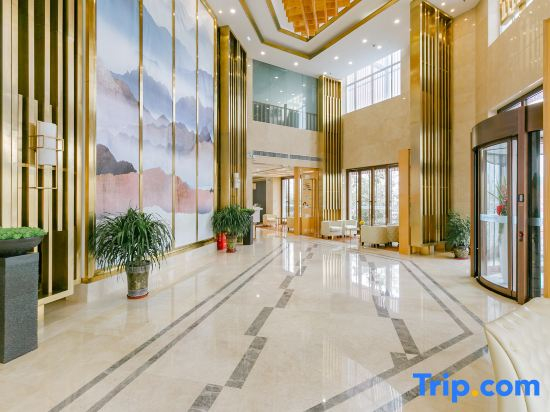 Hualong International Holiday Hotel