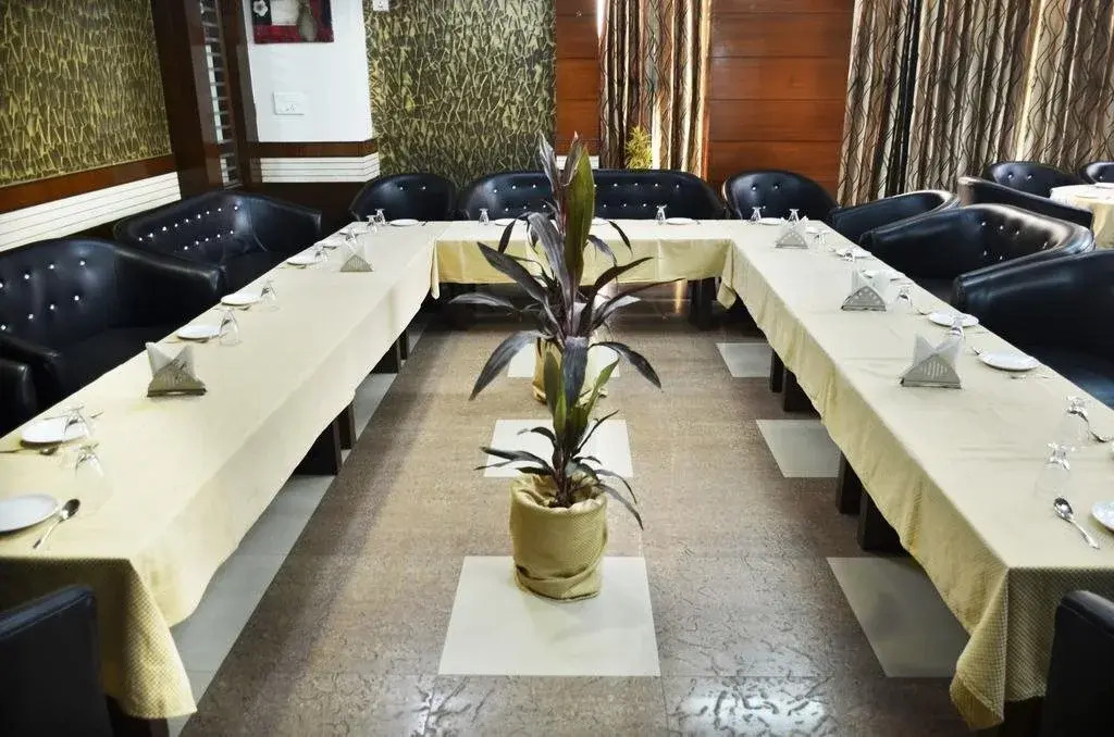 The Ajuba Residency