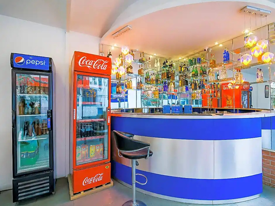 OYO 352 Hotel Konark Inn