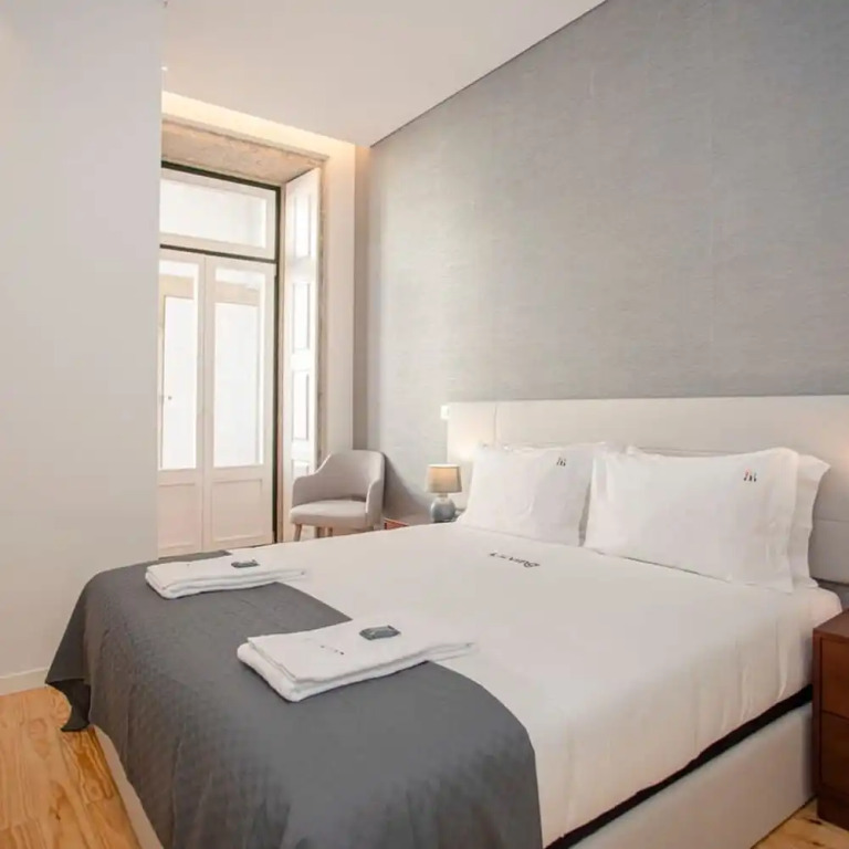 Liiiving in Porto-Mouzinho Residence Apartments