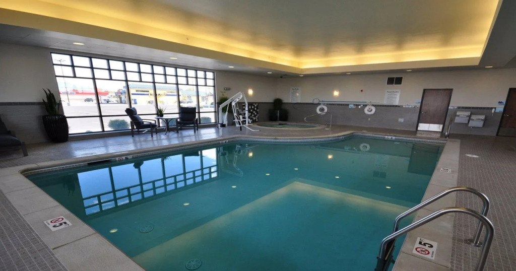 Holiday Inn Express Hotel & Suites Belgrade by IHG