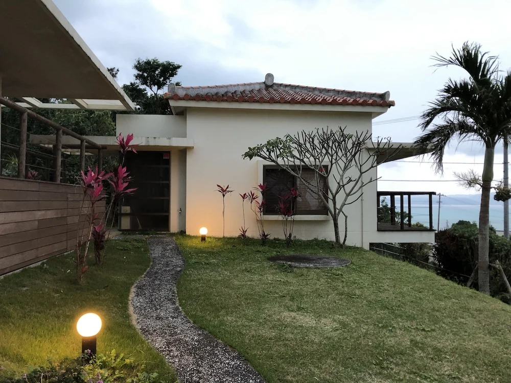 Hana Villa
