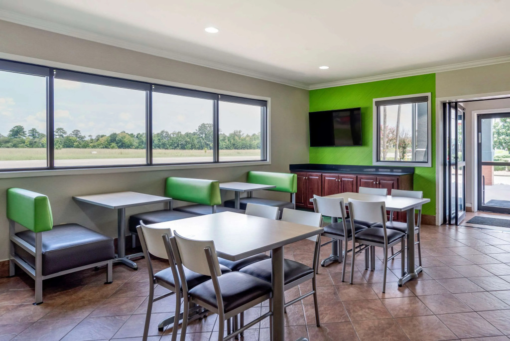 Quality Inn & Suites Demopolis