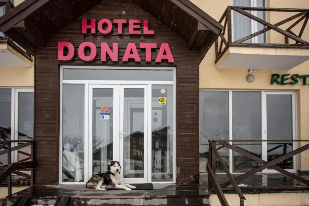 Отель Donata