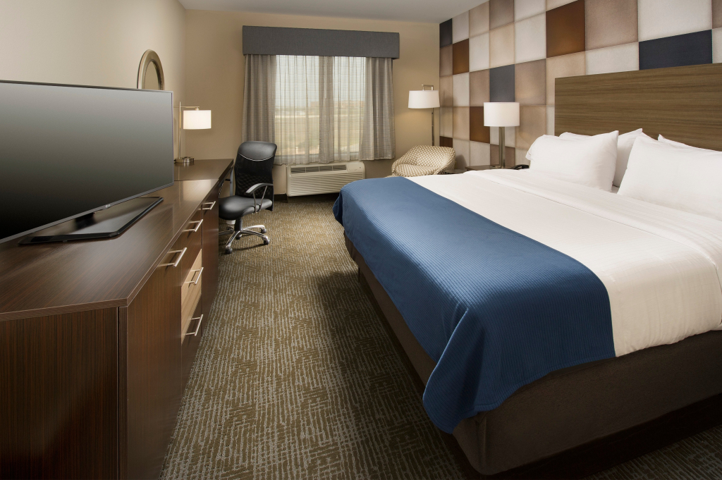 Holiday Inn Express Hotel & Suites Waco South by IHG