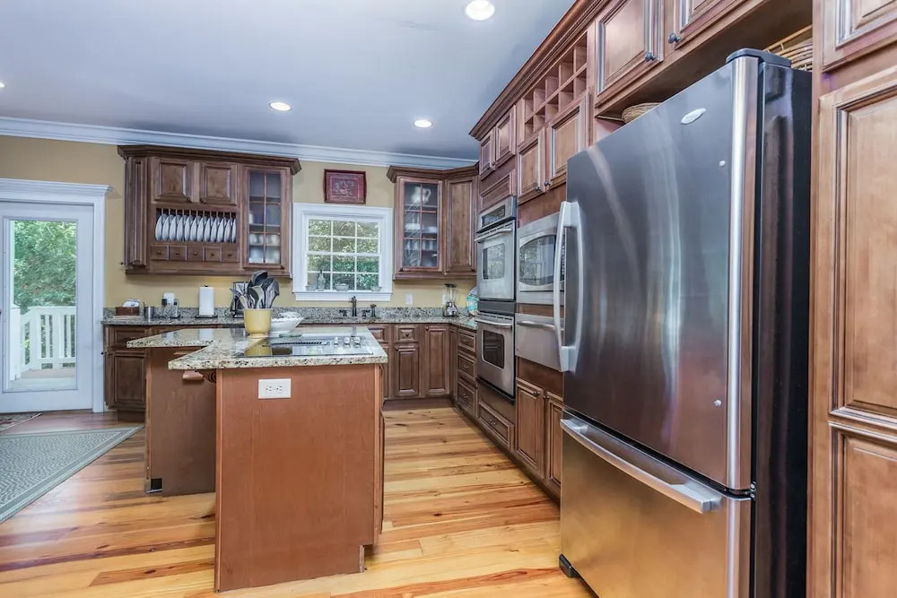 4318 6th Street by Hodnett Cooper