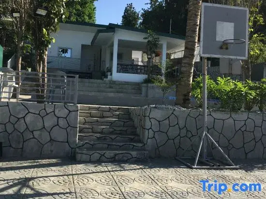 Overlooking Taal Lake Staycation up to 12 pax