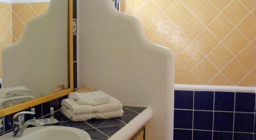 Condo Hotel Playa Las Ballenas
