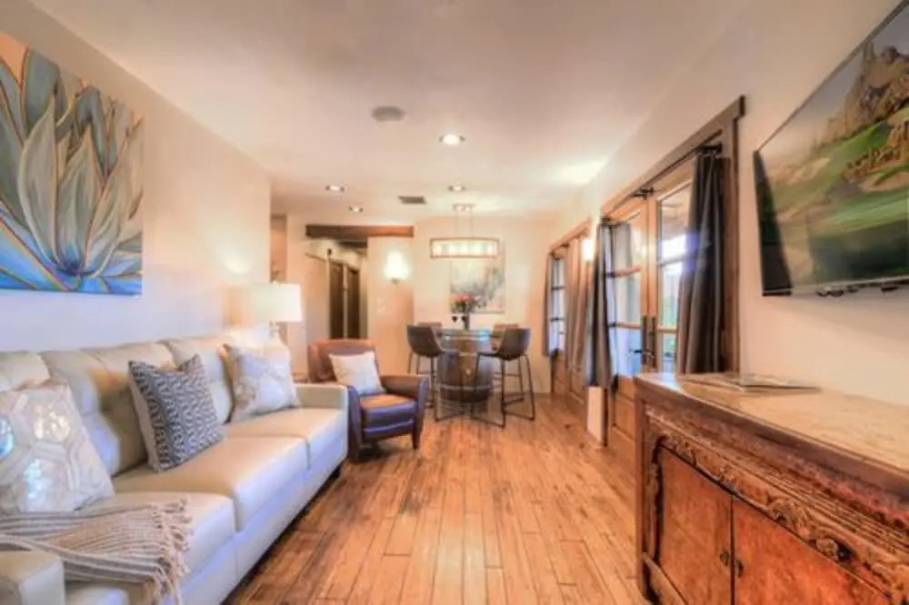 Winery Suites of Scottsdale
