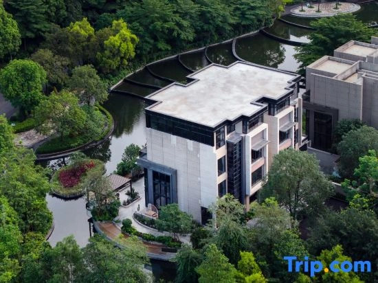 Hidden Lake Affordable Luxury Home