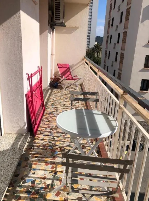 Appartement t4 spacieux 100m2 climatisé