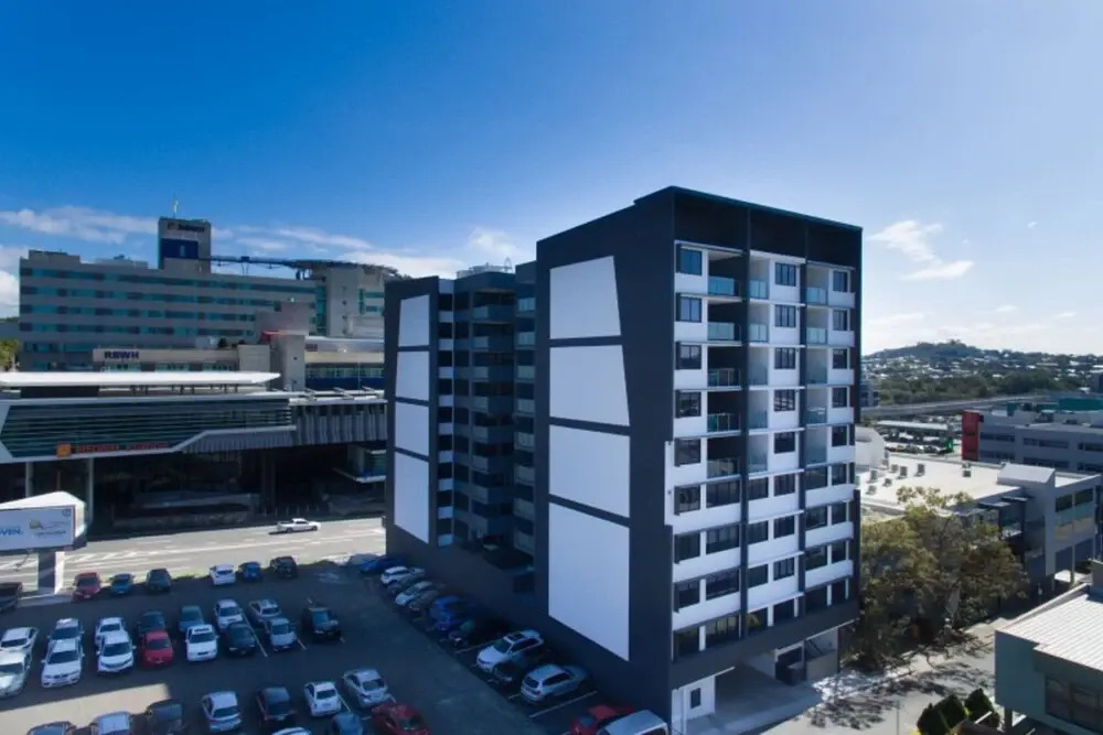 2 Bedroom Apartment Seconds From Valley