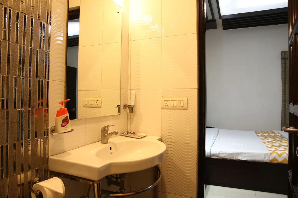 FabHotel Exotica