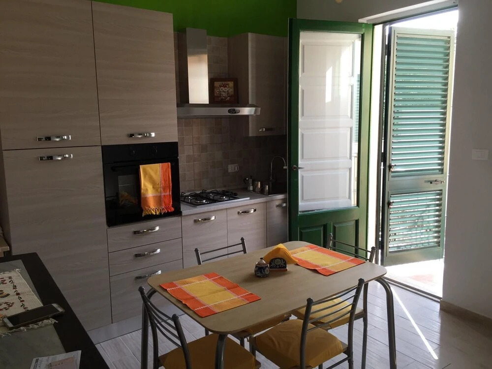 House With 3 Bedrooms in Linguaglossa, With Wonderful Mountain View, E