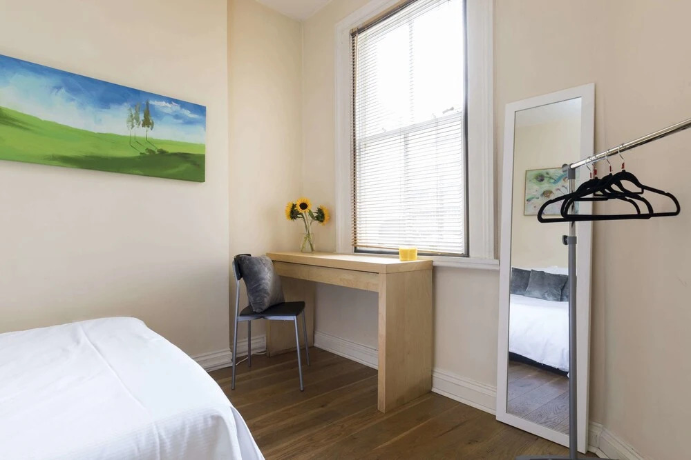 Bright 3BR Flat in the Very Centre of London