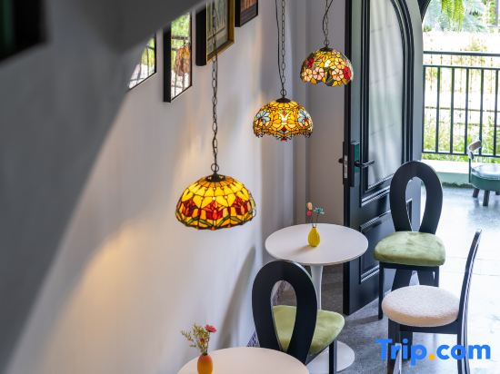 XunXi Gardens Villa · Colorful Retro Style·Camping Tent Holiday B&B
