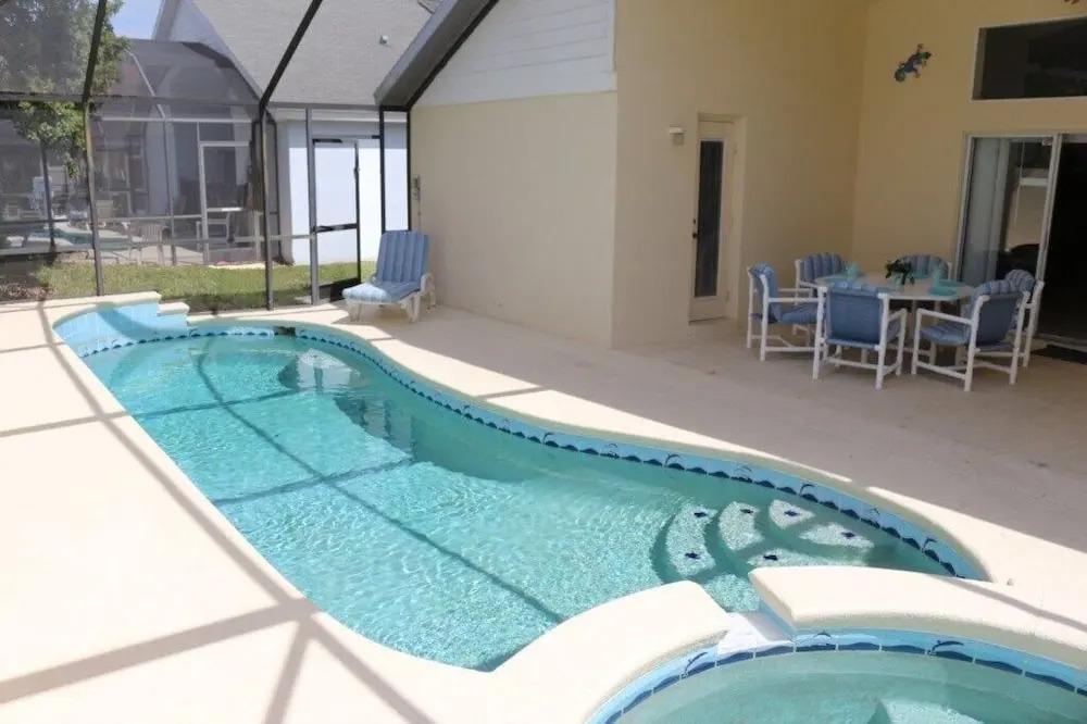 Affordable Gem With South Facing Pool! 5 Bedroom Home