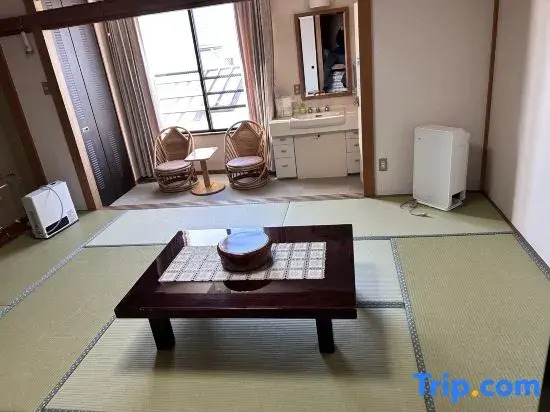 初聚 SHOSHU hotel