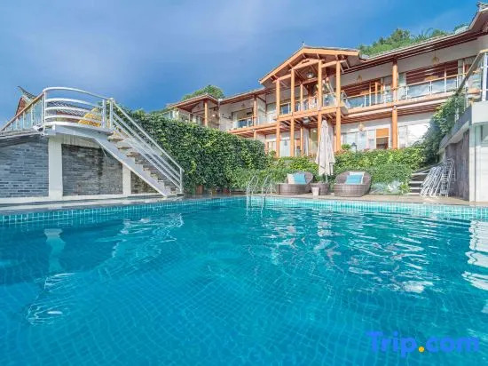Lanyue Li·Linggan Senyang Natural Ore Hot Spring Resort 360° View Beautiful Stay (Heshun Branch)