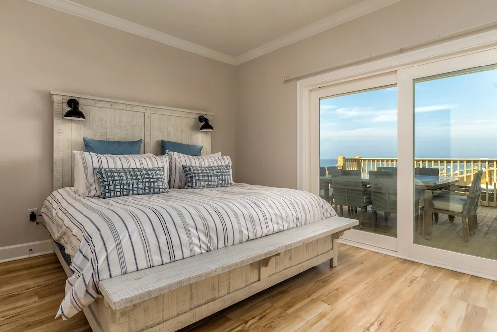 Until Nextime - 2712 Bienville 5 Bedroom Home by RedAwning