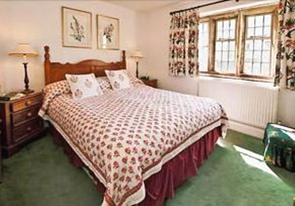 Snowshill Hill Estate B&B
