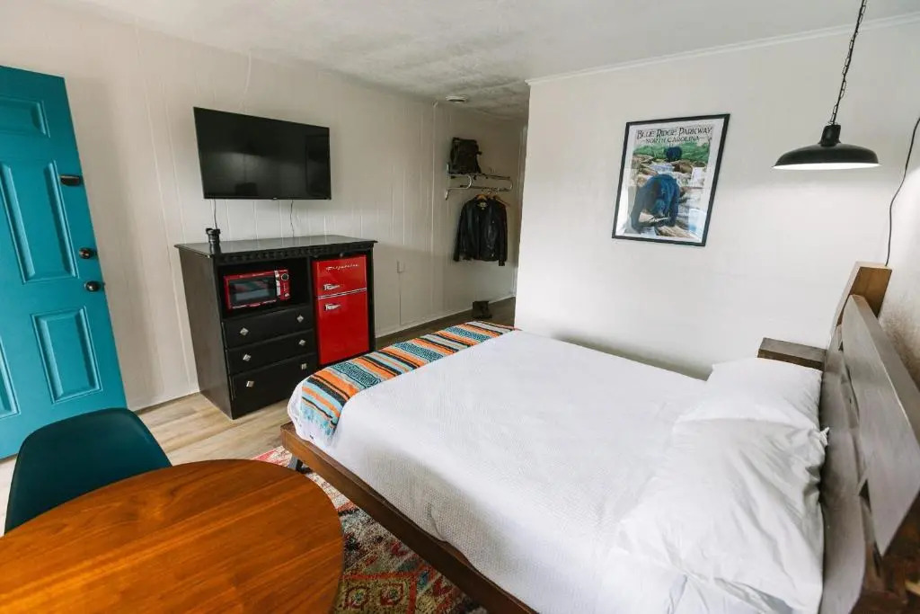 Route 19 Inn
