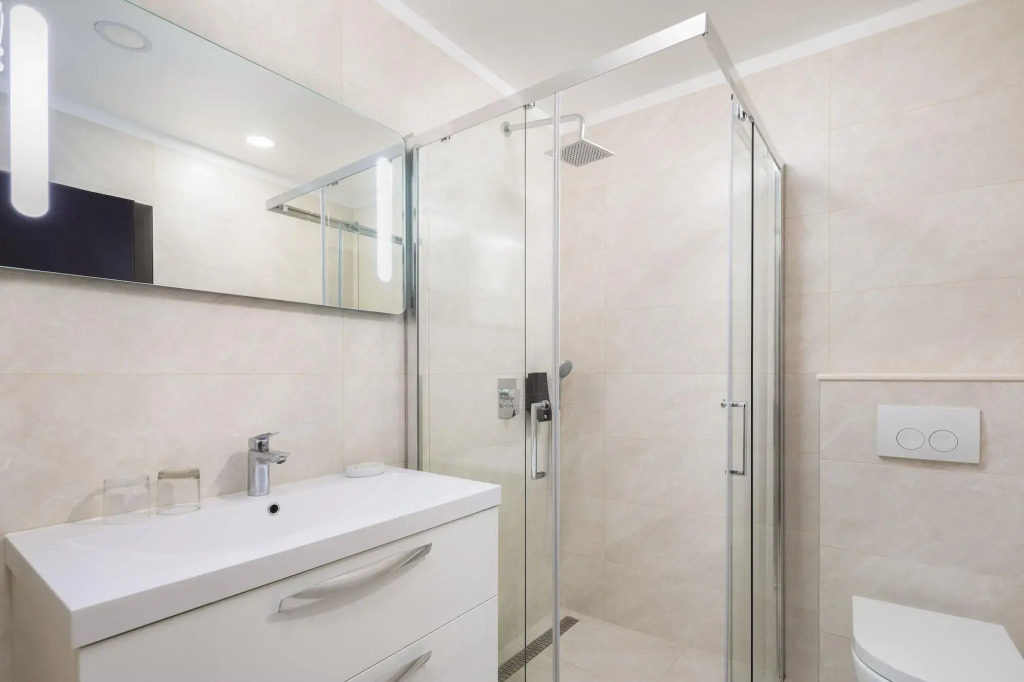 Le Premier Luxury Rooms