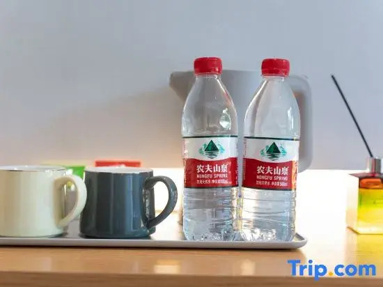 Xinye Jinlan Hotel (Chaoyang Road)