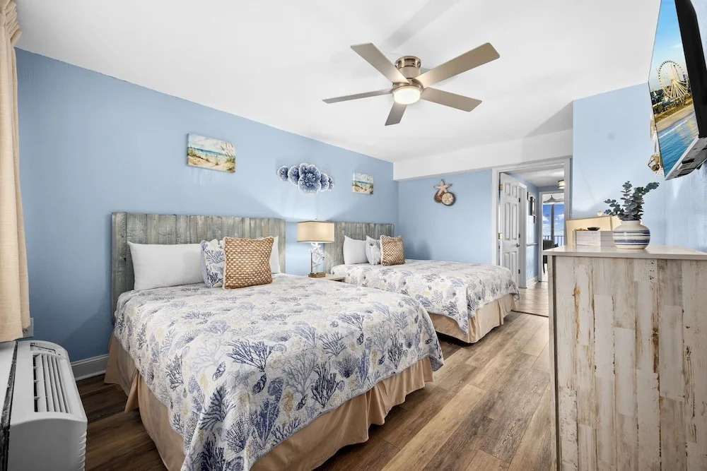 Newly Renovated Oceanfront 1BR Condo