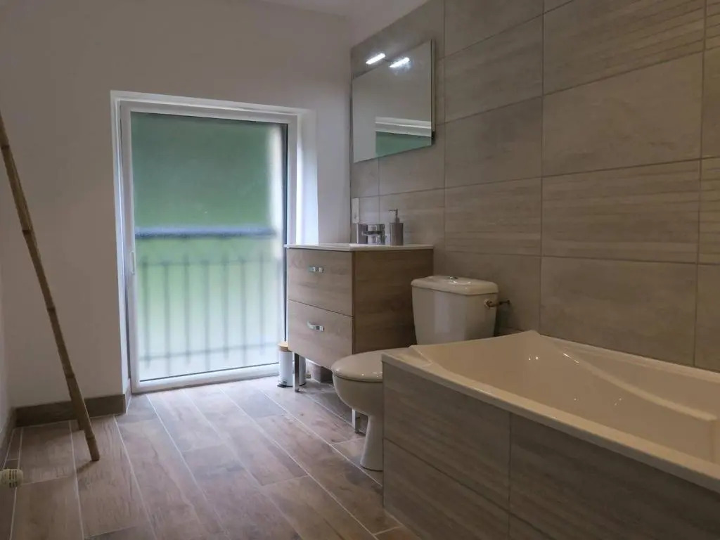 Maison rénovée pierre, jardin, WIFI, 400m mer, St Quay-Perros - FR-1-368-258