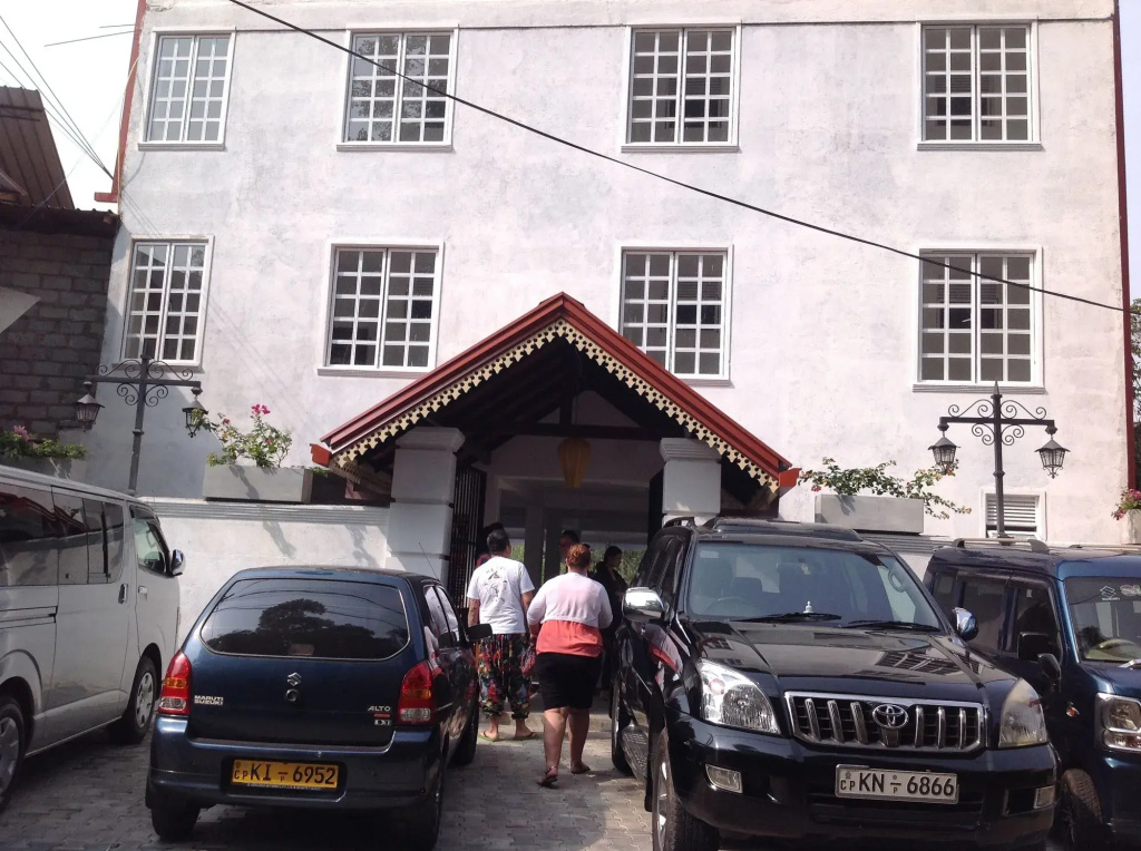 Hotel Gangaaddara