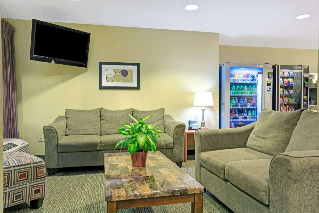 Microtel Inn and Suites - Inver Grove Heights