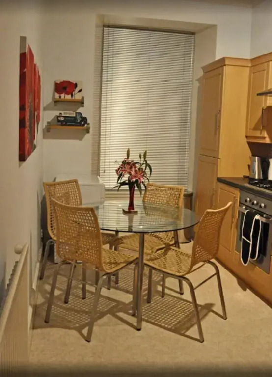 2 bed flat in heart of Festival