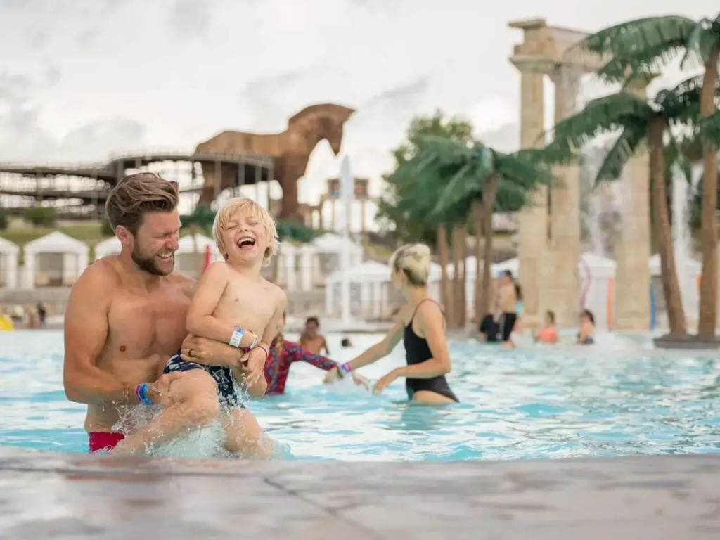 Dells Island Resort