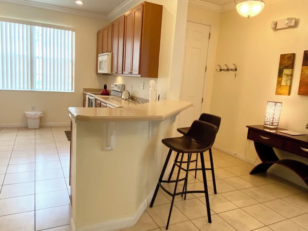 Family Friendly 3 Bedroom Close to Disney in Orlando Area 3099