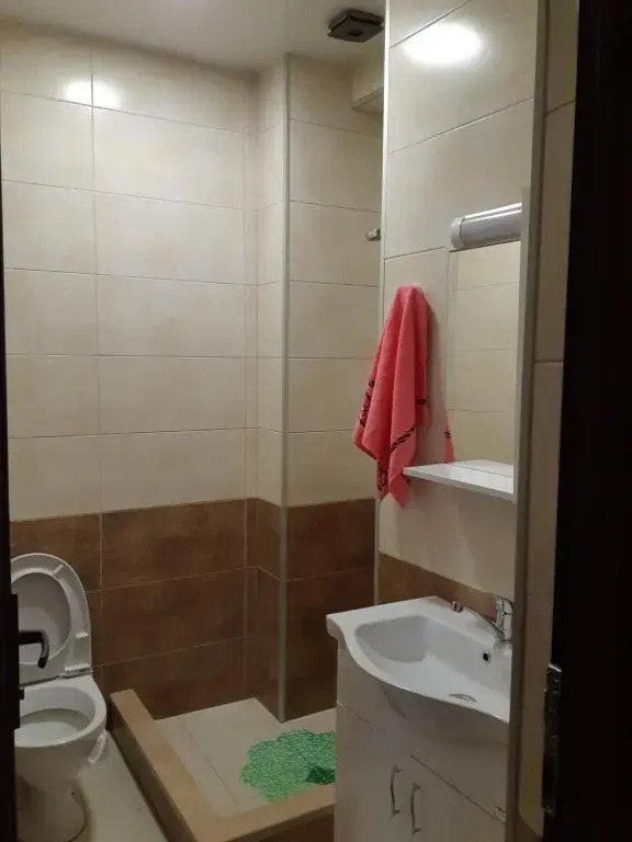 Apartment-122.