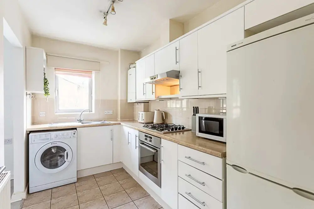 London Apartment in Trendy Clapham Junction