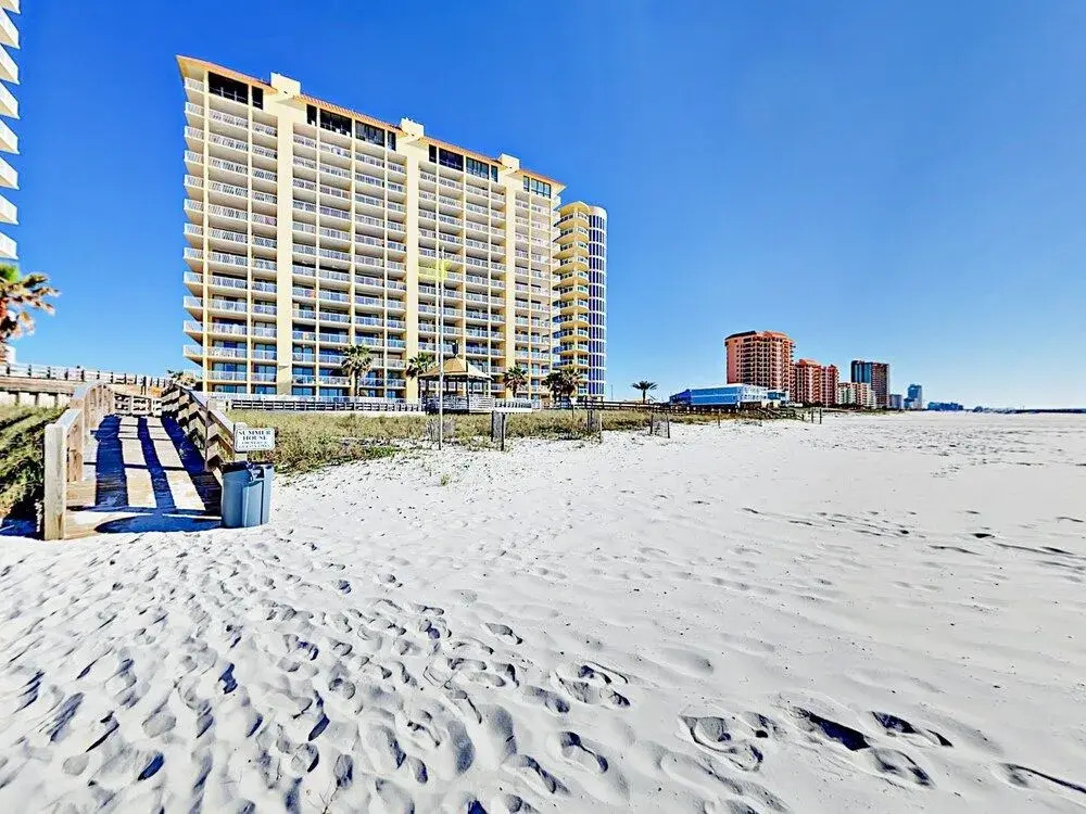 Gulf-Front Summer House Condo by RedAwning