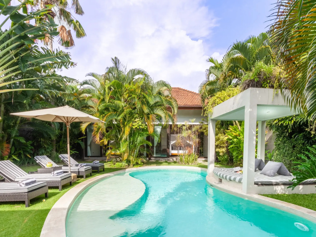 2BR Villa Alice Dua in Seminyak